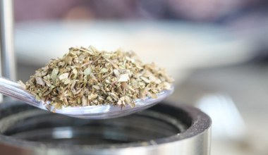 Jedz na diecie łyżeczkę dziennie. W końcu metabolizm ruszy z kopyta