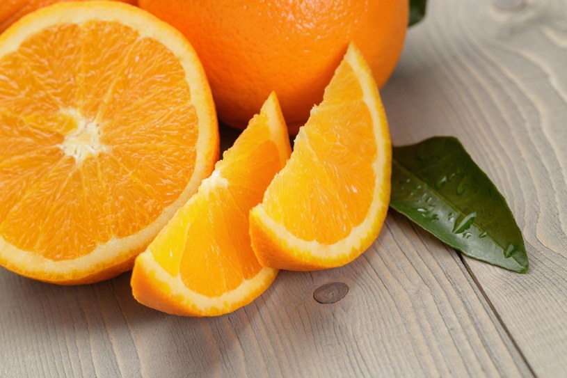 Jedz pomarańcze, zadbasz o dobry wzrok /123RF/PICSEL