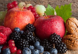 Jedz te owoce, aby pozbyć się tłuszczu z brzucha