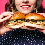 Jedzenie, które może utrudniać zajście w ciążę. Nowe badania nie pozostawiają złudzeń