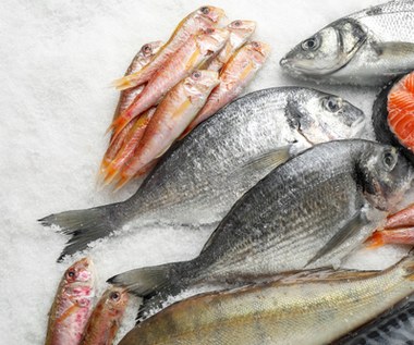 Jedzenie ryb dwa razy w tygodniu przyczynia się do wystąpienia czerniaka?