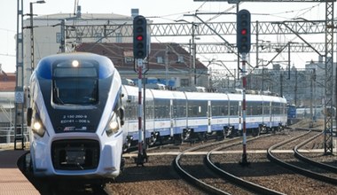 Jedziesz na Wszystkich Świętych pociągiem? Te składy będą wydłużone