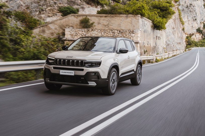 Jeep Avenger e-Hybrid /Jeep /materiały prasowe