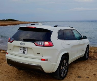 Jeep Cherokee znowu wygląda jak Jeep. Dobra zmiana