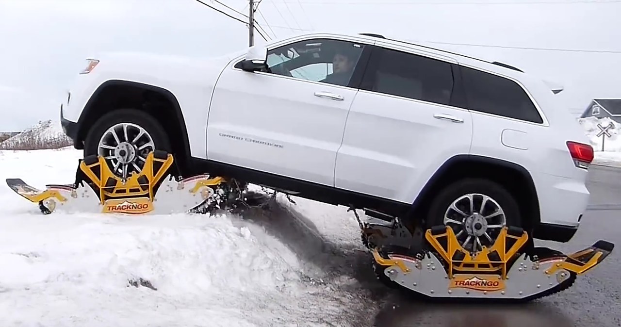 Jeep Grand Cherokee na gąsienicach - robi wrażenie /Informacja prasowa