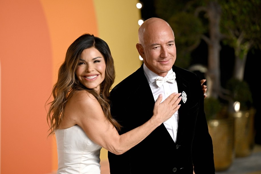Jeff Bezos i Lauren Sanchez /Doug Peters /PAP/PA