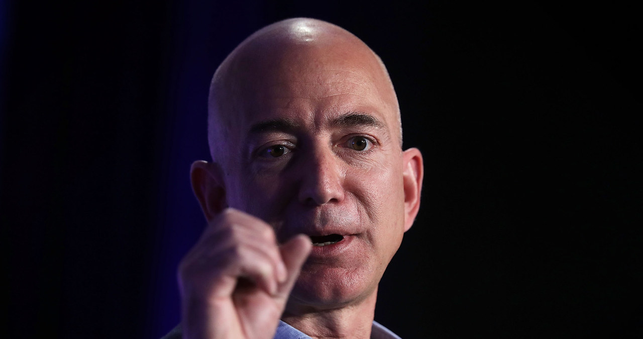 Jeff Bezos, założyciel i prezes Amazona, od 2018 r. najbogatszy człowiek świata /AFP