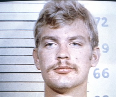 Jeffrey Dahmer zabijał i zjadał. Kim był seryjny morderca z Milwaukee?