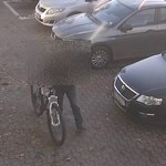 Jego zdjęcie z chwili kradzieży krążyło w sieci. Sam zgłosił się na policję