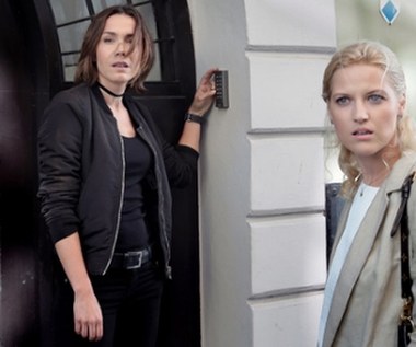 Jego znacznie młodsza partnerka Agnieszka w niecodziennych okolicznościach poznaje dziewczynę o imieniu Wiki. 