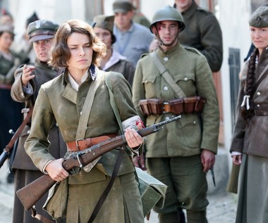 Jej talent zauważył także sam Jerzy Hoffman, który w 2010 roku zaangażował ją do swojego filmu "1920 Bitwa Warszawska" - pierwszego polskiego filmu w technologii 3D. Urbańska zagrała przedwojenną artystkę kabaretową Oleńkę. Partnerował jej Borys Szyc. 

"To było wielkie wyzwanie dla mnie i wspaniała przygoda. Do pierwszego dnia zdjęciowego nie wierzyłam, że to dzieje się naprawdę. Jestem bardzo wdzięczna panu Jerzemu, że mogłam spotkać go na mojej drodze zawodowej. Pan Jerzy jest wspaniałym reżyserem i cudownym człowiekiem. On kocha aktorów" - powiedziała aktorka tuż po pokazie prasowym filmu Hoffmana. Obraz jednak nie otrzymał zbyt wielu pozytywnych recenzji.