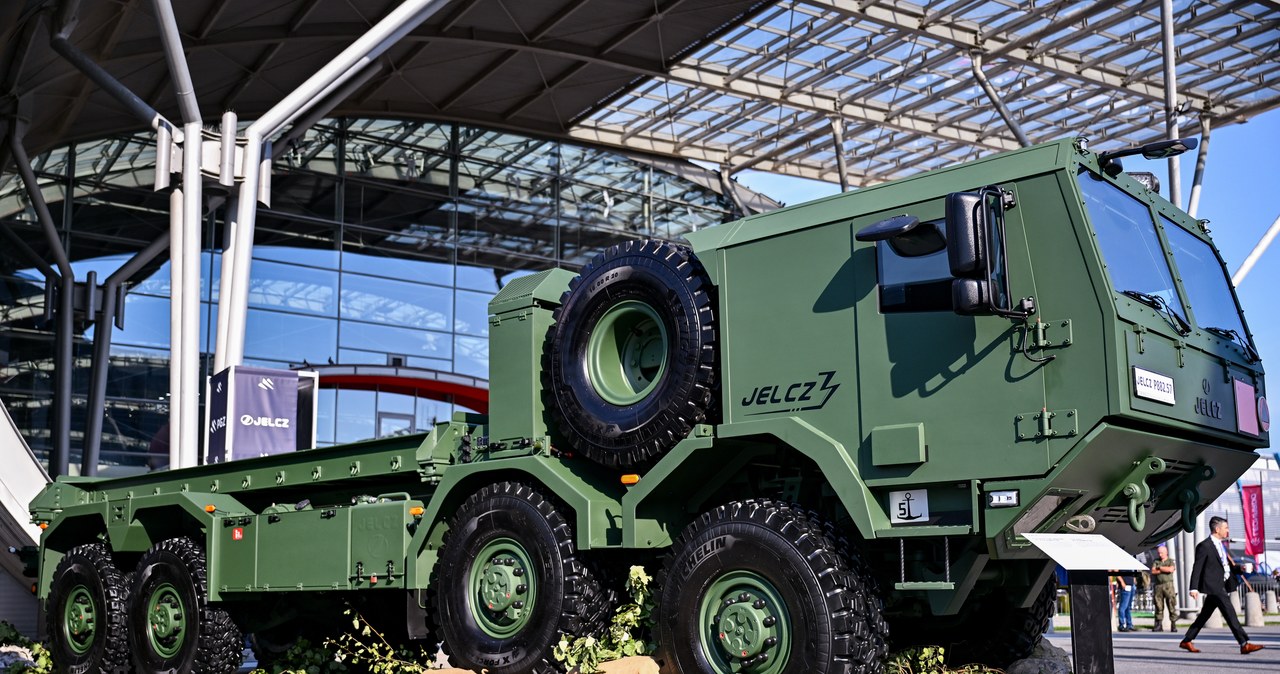 Jelcz 3 generacji na MSPO w Kielcach / fot. Targi Kielce /