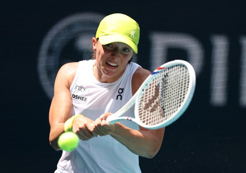 Jelena Ostapenko - Iga Świątek w ćwierćfinale WTA 500 w Stuttgarcie. Relacja na żywo