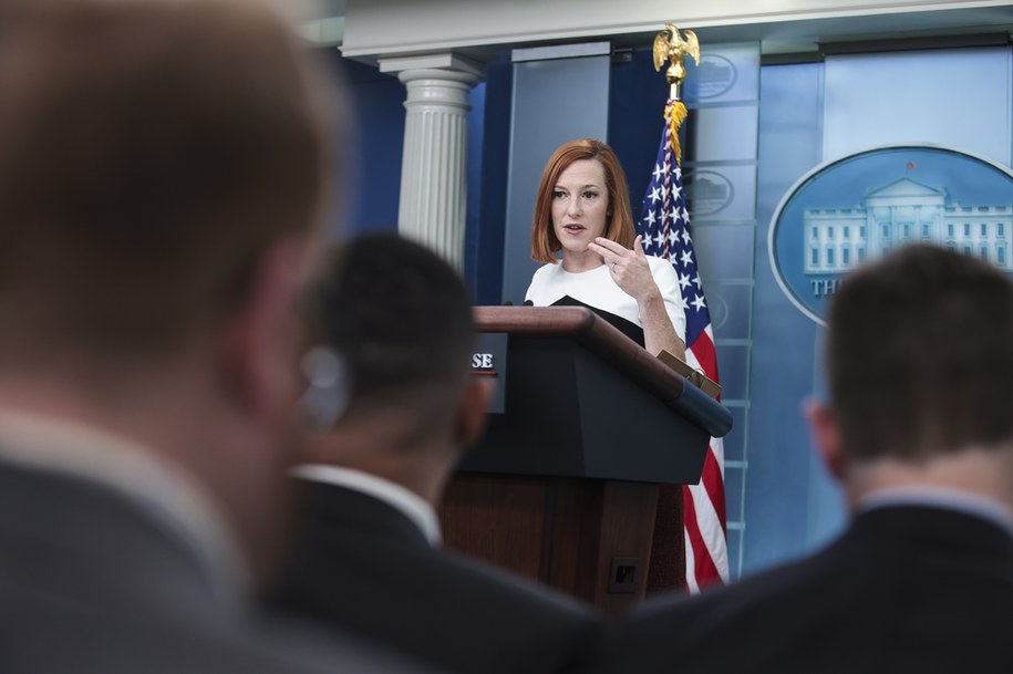 Jen Psaki podczas konferencji prasowej poinformowała, że rosyjskimi sankcjami objęty został nieżyjący ojciec prezydenta Bidena /Oliver Contreras/POOL /PAP/EPA