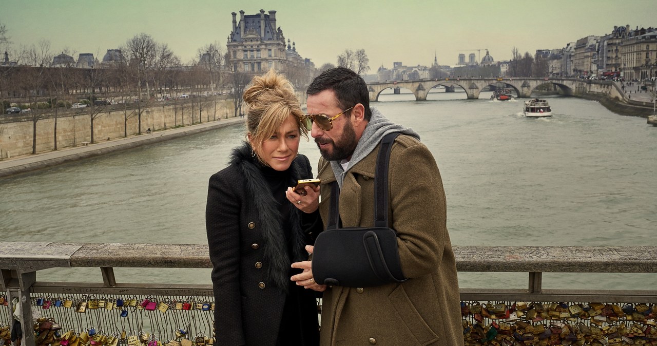 Jennifer Aniston i Adam Sandler w filmie "Zabójcze wesele" /Scott Yamano/Netflix © 2023. /materiały prasowe