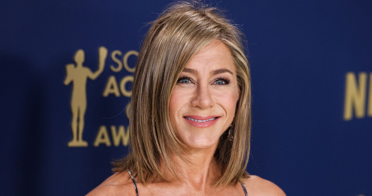 Jennifer Aniston zdecydowała się na radykalne cięcie. /FORUM