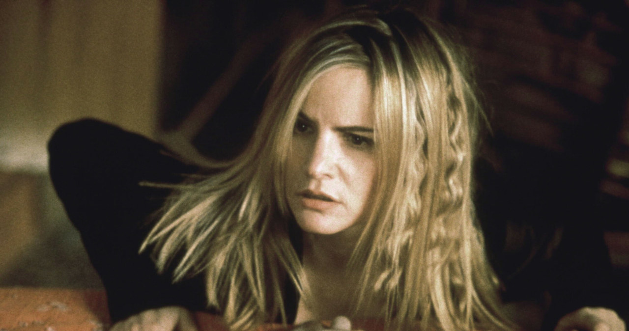 Jennifer Jason Leigh w "eXistenZ" /East News