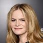 Jennifer Jason Leigh