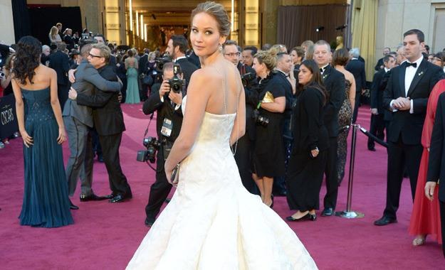 Jennifer Lawrence na rozdaniu Oscarów pojawiła się w przepięknej sukience Diora /AFP