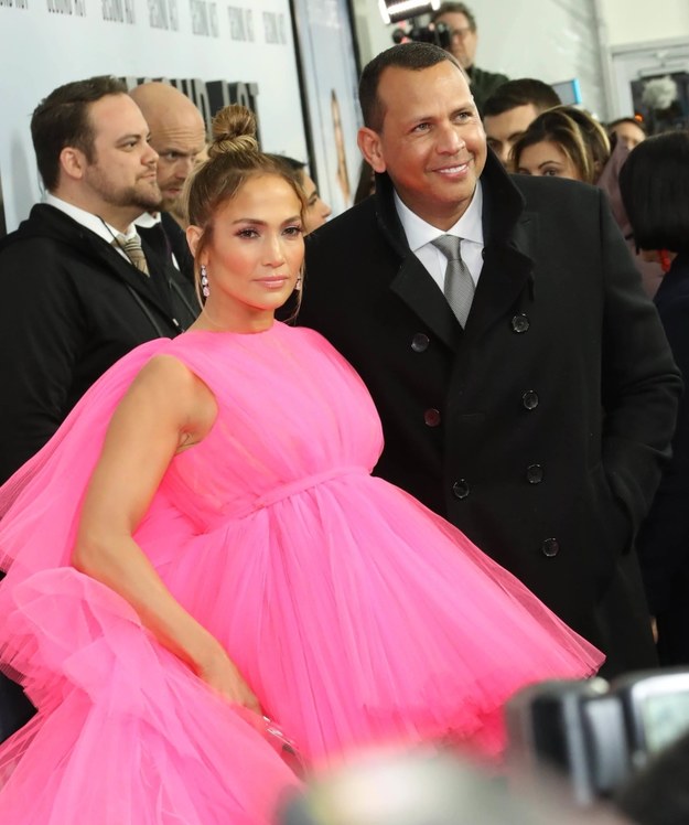 Jennifer Lopez i Alex Rodriguez podczas nowojorskiej premiery filmu "Teraz albo nigdy", w którym piosenkarka i aktorka zagrała główną rolę /John Nacion/Starmax /PAP/PA