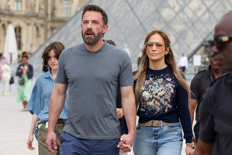 Jennifer Lopez i Ben Affleck (Luwr, Paryż) /Pierre Suu/GC Images /Getty Images
