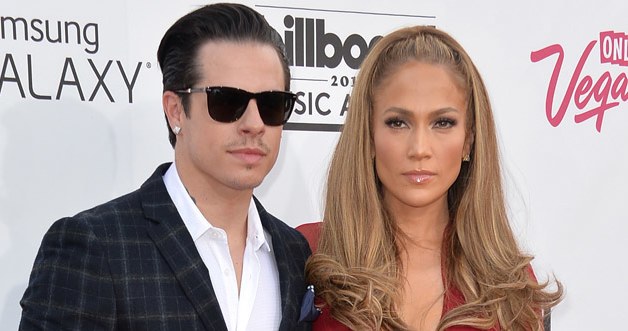 Jennifer Lopez i Casper Smart /Frazer Harrison /Getty Images