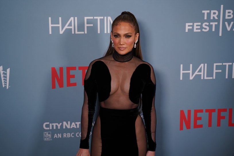 Jennifer Lopez na premierze dokuemntu "Halftime" na Tribeca Film Festival /Lokman Vural Elibol/Anadolu Agency via Getty Images /Getty Images