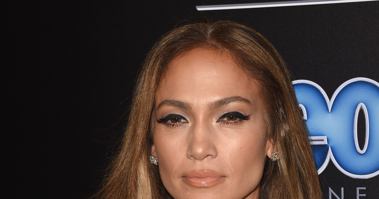 Jennifer Lopez nie może żyć bez miłości /Jason Merritt /Getty Images