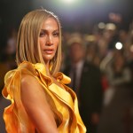 Jennifer Lopez: Halftime Jennifer Lopez o trudnej relacji z matką. "Była surowa, strasznie nas tłukła"