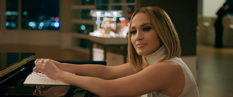 Jennifer Lopez w filmie "Wyjdź za mnie" /UIP /materiały prasowe