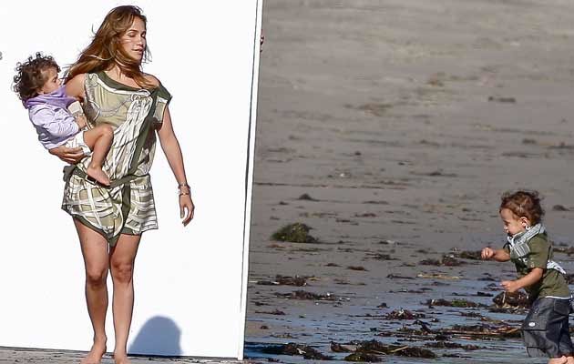 Jennifer Lopez z Emmą i Maksem &nbsp; /Splashnews