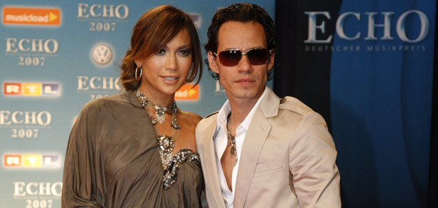 Jennifer Lopez z mężem &nbsp; /AFP