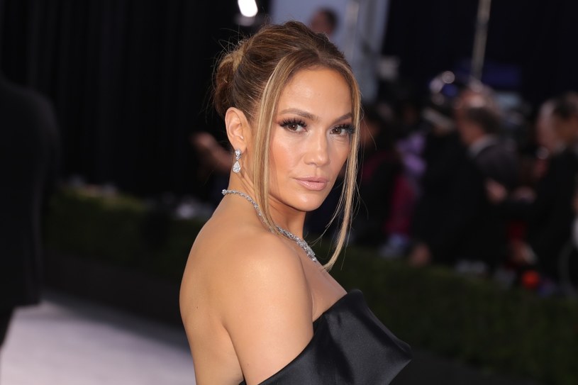 Jennifer Lopez /Leon Bennett /Getty Images