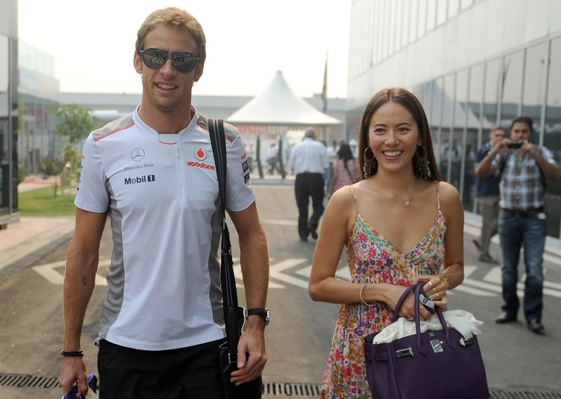Jenson Button i Jessica Michibata /AFP