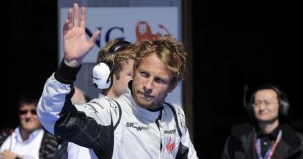 Jenson Button od sezonu 2010 otrzyma 25 punktów, jeśli wygra wyścig /AFP