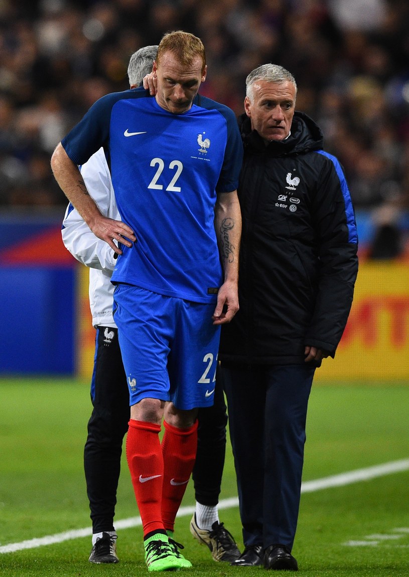 Jeremy Mathieu i trener reprezentacji Francji Didier Deschamps /AFP