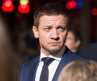 Jeremy Renner pokazał filmik z rekonwalescencji. Jaki jest stan aktora? 