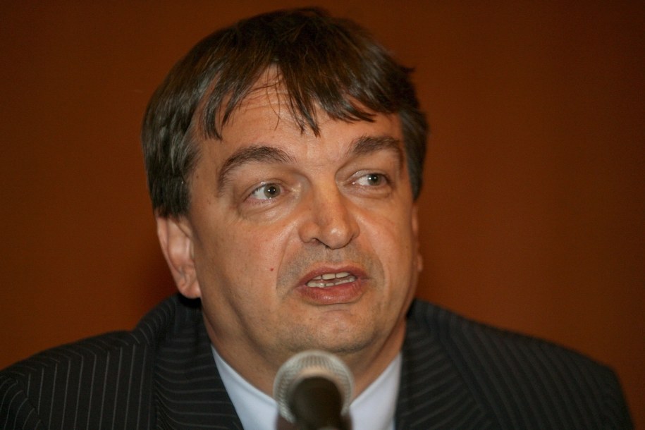 Jerome Champagne zastąi Seppa Blattera? /NIC BOTHMA /PAP/EPA