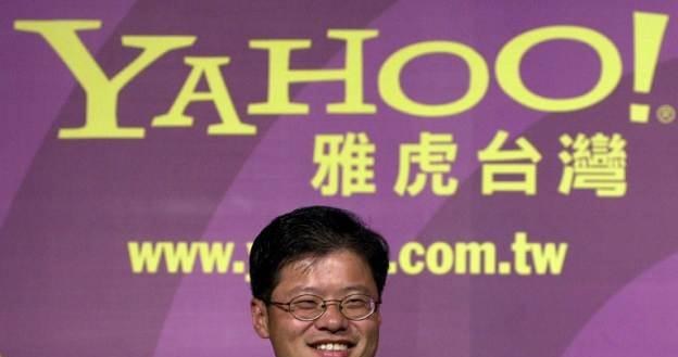 Jerry Yang - jego odejście z Yahoo! pokazuje, jak bardzo zmienił się internet /AFP