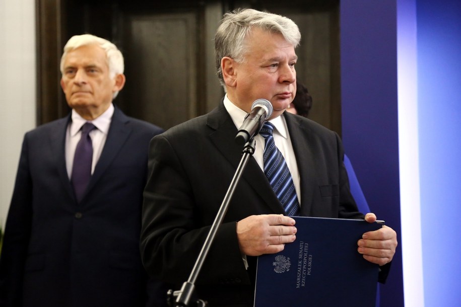 Jerzy Buzek i Bogdan Borusewicz /PAP/Tomasz Gzell /PAP