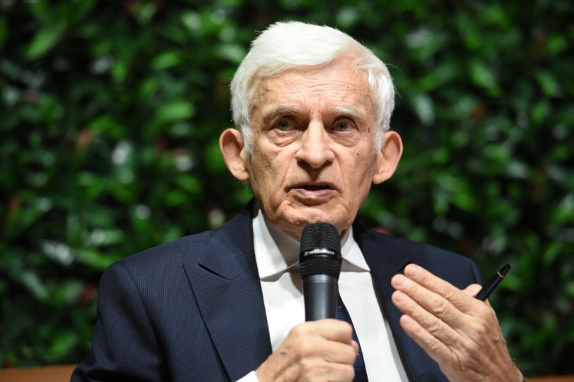 Jerzy Buzek podczas XIV EKG w Katowicach /Zbyszek Kaczmarek /Reporter