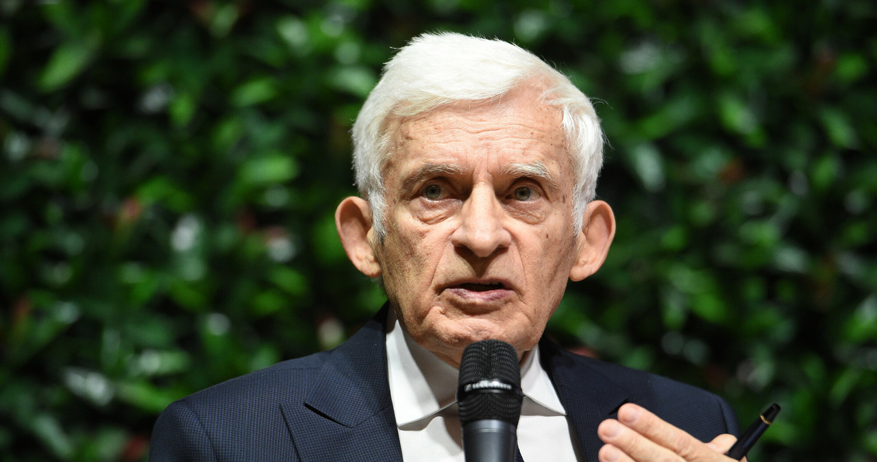 Jerzy Buzek podczas XIV EKG w Katowicach /Zbyszek Kaczmarek /Reporter