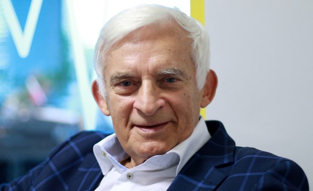 Jerzy Buzek ws. reparacji wojennych od Niemiec: Takie rzeczy można załatwić raczej w ciszy gabinetów