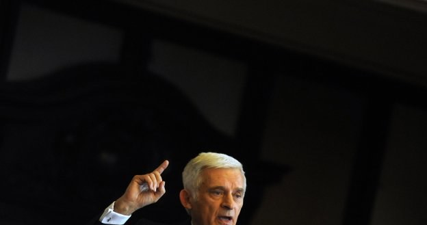 Jerzy Buzek /AFP