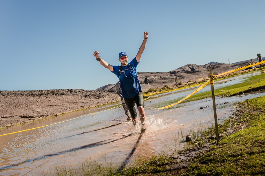 Jerzy Dudek na trasie Runmageddonu /Materiały prasowe