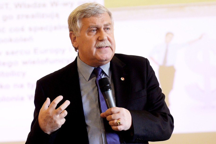 Jerzy Engel /Bartłomiej Zborowski /PAP