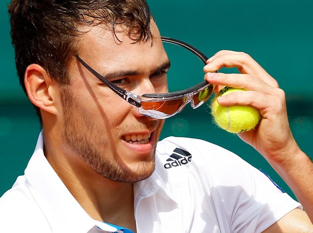 Jerzy Janowicz awansował z 51. na 48. miejsce w rankingu tenisistów ATP Tour /SEBASTIEN NOGIER  /PAP/EPA