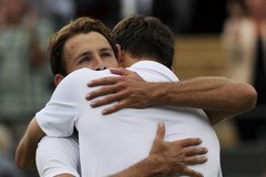 Jerzy Janowicz pokonał Łukasza Kubota. Zagra w półfinale Wimbledonu! 