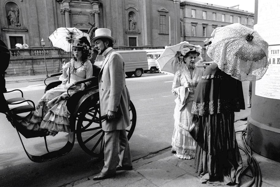 Jerzy Kamas na planie serialowej ekranizacji "Lalki" /Piotr Walczak /PAP