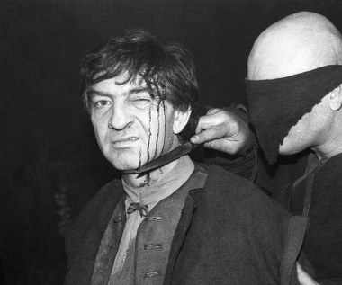 Jerzy Trela doskonalił swój warsztat aktorski pod okiem najlepszych. Zagrał w wielu spektaklach Jerzego Jarockiego, który zauważył w aktorze oryginalność, pewną autoironię, umiejętność wyczucia absurdu i groteski, co było mu niezbędne w jego karierze. Nikt inny nie wcieliłby się tak doskonale i realistycznie w postaci Czeladnika z "Wesela" Wyspiańskiego, Jaszy z "Wiśniowego sadu" Czechowa, Ziemlanika w "Rewizorze" Gogola, czy Mefistofelesa w "Fauście" Goethego.

W kinie zadebiutował rolą w "Dniu oczyszczenia" Jerzego Passendorfera. Potem nastąpiły zawodowe spotkania z Kazimierzem Kutzem przy okazji "Soli ziemi czarnej", Andrzejem Wajdą przy obrazie "Człowiek z żelaza", Jerzym Hoffmanem, u którego zagrał w "Znachorze" i "Starej Baśni".